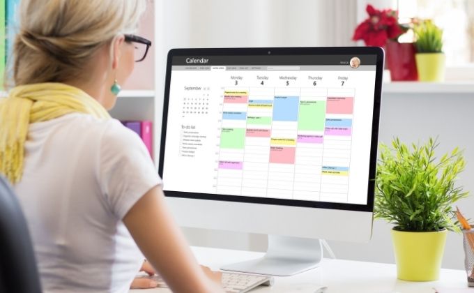 How to Create a Personalized Family Calendar That Works for Everyone